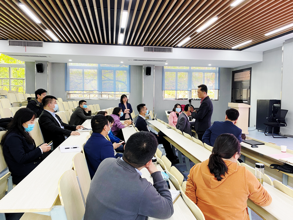 350vip8888新葡的京集团举办科研项目和科学技术奖申报经验交流会